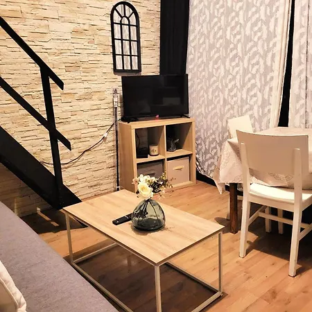Cosy 4 Personnes Apartment *